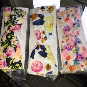 Floral headbands 💚